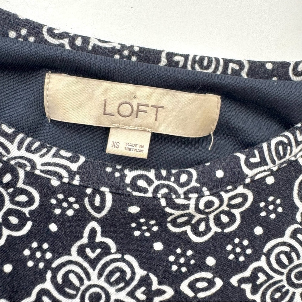 Loft Short Sleeve Side Tie Dress Women's XS Lined Stretch Navy Geometric Print - Picture 8 of 12